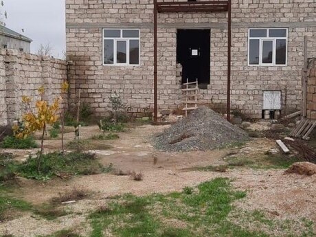 3 otaq · 130 m² · 1/1 mərtəbə, Qala