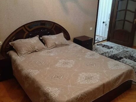 İçəri Şəhərdə 2 otaqlı yeni tikili mənzil kirayə verilir, 68 m², 750 AZN/ay, şəkil 3 / 6