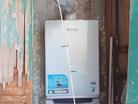Zabratda 2 otaqlı köhnə tikili mənzil satılır, 51 m², 110 000 AZN, şəkil 2 / 9