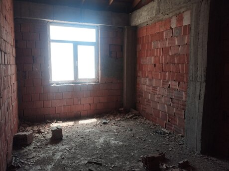 Qurtuluş 93 kompleksində 3 otaqlı yeni tikili mənzil satılır, 83,2 m², 75 000 AZN, şəkil 4 / 10
