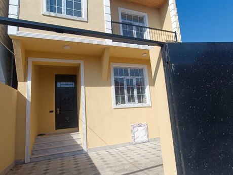4 otaq · 130 m² · 1/1 mərtəbə, Masazır