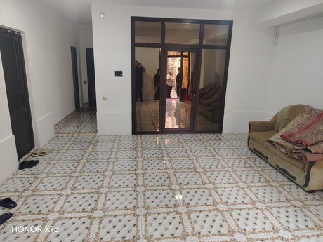 Yeni Yasamalda 1 otaqlı həyət evi kirayə verilir, 25 m², 350 AZN/ay, şəkil 2 / 7