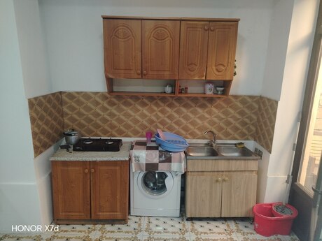 Yeni Yasamalda 1 otaqlı həyət evi kirayə verilir, 25 m², 350 AZN/ay, şəkil 5 / 7