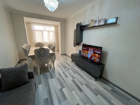 Gəncə prospektidə 3 otaqlı köhnə tikili mənzil satılır, 75 m², 187 000 AZN, şəkil 4 / 12