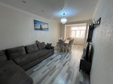 Gəncə prospektidə 3 otaqlı köhnə tikili mənzil satılır, 75 m², 187 000 AZN, şəkil 3 / 12