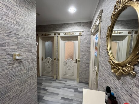 Gəncə prospektidə 3 otaqlı köhnə tikili mənzil satılır, 75 m², 187 000 AZN, şəkil 2 / 12