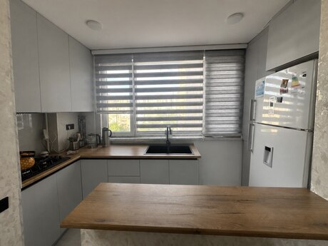Bakıxanovda 4 otaqlı köhnə tikili mənzil satılır, 80 m², 220 000 AZN, şəkil 3 / 12