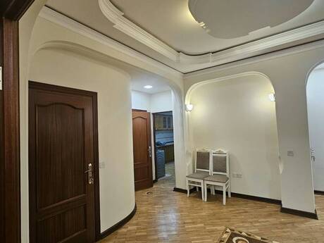 Сдаётся 4-комнатная квартира в новостройке, Azadlıq Prospekti, 150 м², 1 300 AZN/мес, фото 4 / 12
