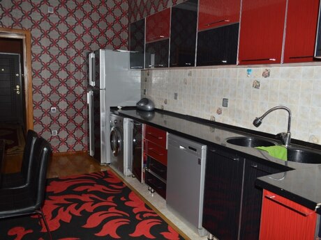 İnşaatçılarda 4 otaqlı yeni tikili mənzil kirayə verilir, 140 m², 1 000 AZN/ay, şəkil 3 / 12