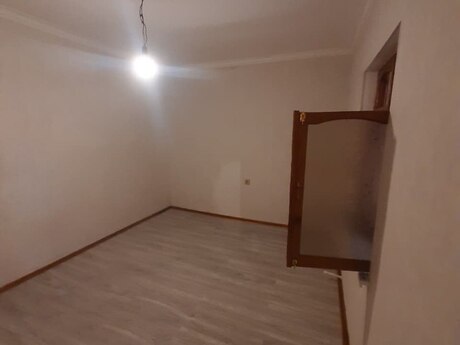 2 rooms · 81 m²