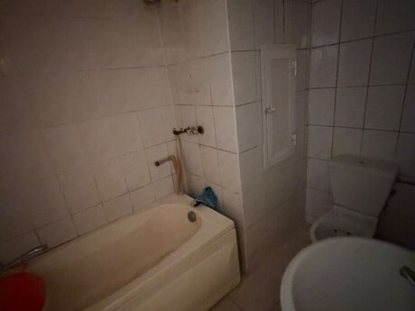 Nəsimidə 2 otaqlı köhnə tikili mənzil kirayə verilir, 60 m², 470 AZN/ay, şəkil 5 / 7