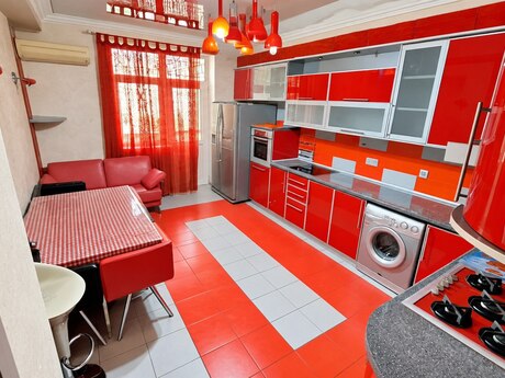 Сдаётся 4-комнатная квартира в новостройке, Şah İsmayıl Xətai, 160 м², 1 500 AZN/мес, фото 5 / 12