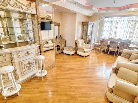 4 otaq · 160 m² · 6/10 mərtəbə, Şah İsmayıl Xətai
