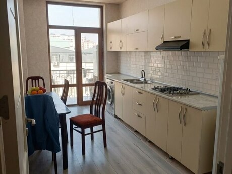 Abşeronda 2 otaqlı yeni tikili mənzil kirayə verilir, 75 m², 450 AZN/ay, şəkil 5 / 10