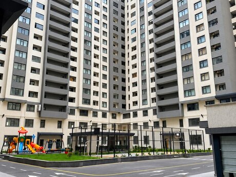 3 otaq · 140 m² · 8/17 mərtəbə, Prestij Park
