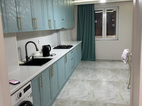 4 otaq · 110 m² · 3/9 mərtəbə, Xalqlar Dostluğu
