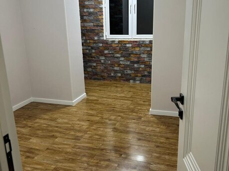 4-room old-build apartment for rent in Xalqlar Dostluğu, 110 m², 800 AZN/mo, photo 4 / 9