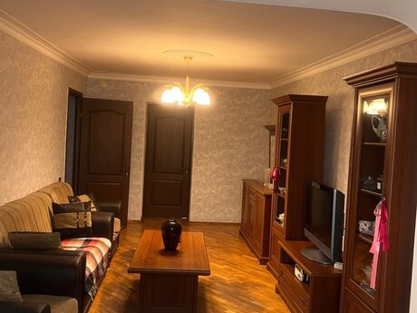 3 otaq · 80 m² · 3/5 mərtəbə, Gənclik
