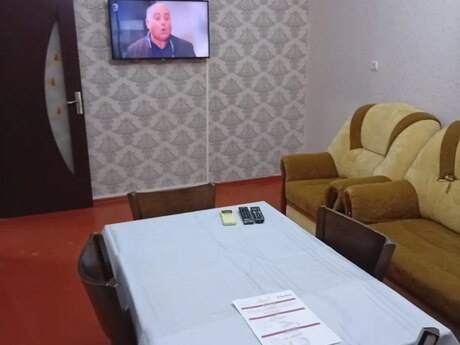Nəriman Nərimanovda 2 otaqlı köhnə tikili mənzil kirayə verilir, 70 m², 600 AZN/ay, şəkil 2 / 12
