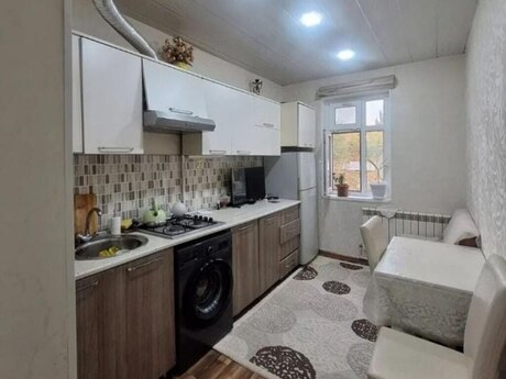 2-room old-build apartment for rent in Memar Əcəmi, 58 m², 650 AZN/mo, photo 5 / 7