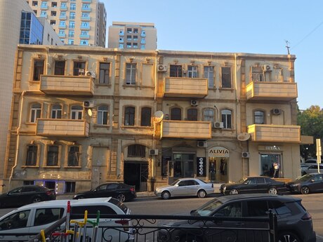 3 otaq · 71 m²