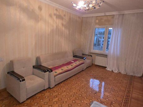 Сдаётся 2-комнатная квартира в старом фонде, Nəsimi, 60 м², 650 AZN/мес, фото 2 / 9