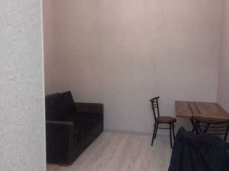1 otaq · 20 m² · 2/2 mərtəbə, Sahil