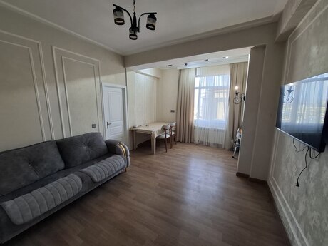 3 otaqlı mənzil, 84 m², Bakı Müasir Yaşayış Kompleksi, 153 000 AZN