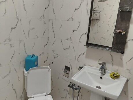 Abşeronda 2 otaqlı yeni tikili mənzil kirayə verilir, 60 m², 450 AZN/ay, şəkil 5 / 9