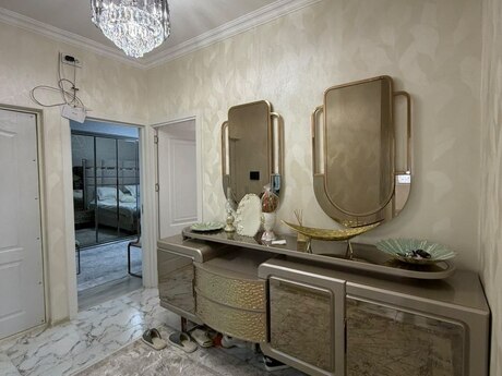 2-room old-build apartment for sale in Yeni Yasamal, 68 m², 180 000 AZN, photo 5 / 12