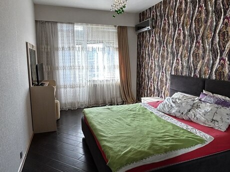 3-room new-build apartment for rent in Şah İsmayıl Xətai, 100 m², 1 700 AZN/mo, photo 5 / 12