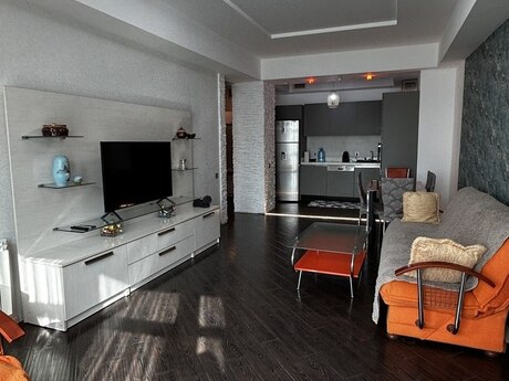 3-room new-build apartment for rent in Şah İsmayıl Xətai, 100 m², 1 700 AZN/mo, photo 4 / 12
