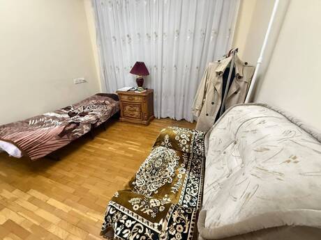 4 rooms · 90 m²