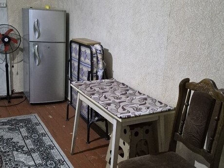 1 otaqlı ev, 30 m², İnşaatçılar, 300 AZN