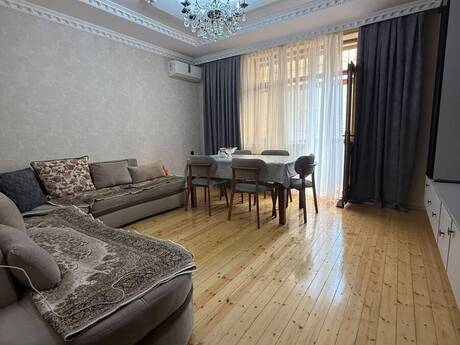 3 rooms · 100 m² · floor 1/6, Qurtuluş 93