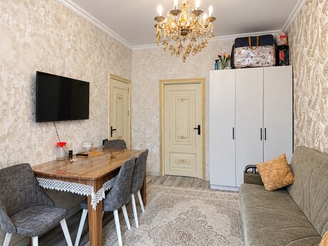 20 Yanvarda 3 otaqlı köhnə tikili mənzil satılır, 50 m², 156 000 AZN, şəkil 2 / 12