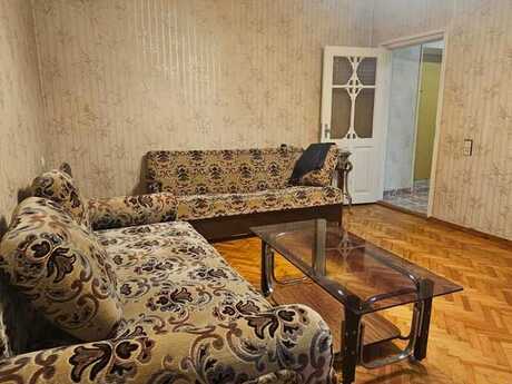 Yasamalda 2 otaqlı köhnə tikili mənzil kirayə verilir, 60 m², 600 AZN/ay, şəkil 5 / 11