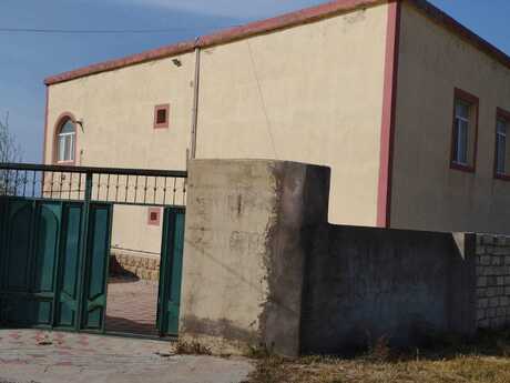 5 otaq · 250 m²