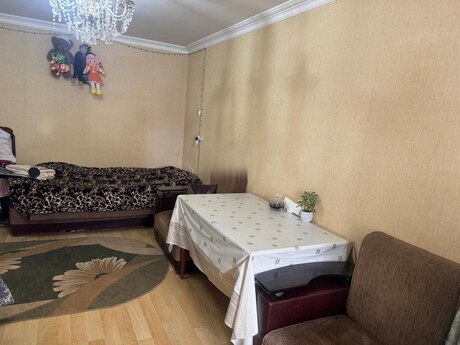 1 otaq · 33 m² · 5/5 mərtəbə, Yasamal