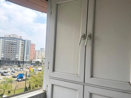 Yasamalda 1 otaqlı köhnə tikili mənzil satılır, 33 m², 118 000 AZN, şəkil 2 / 10