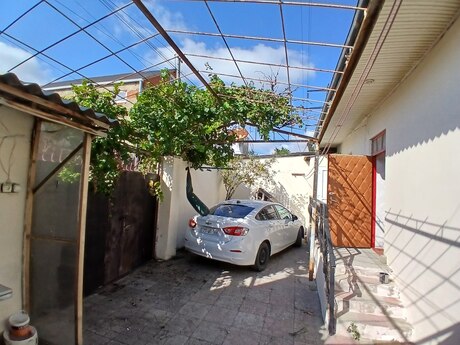 3 otaq · 90 m²