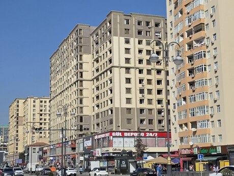 2 otaq · 92 m² · 9/17 mərtəbə, İnşaatçılar