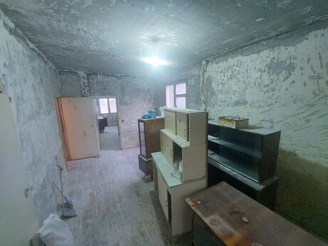 7-ci mikrorayonda 2 otaqlı köhnə tikili mənzil satılır, 55 m², 141 500 AZN, şəkil 4 / 11