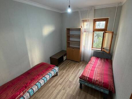 9-cu mikrorayonda 4 otaqlı köhnə tikili mənzil kirayə verilir, 100 m², 165 AZN/ay, şəkil 3 / 12