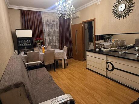 6-cı mikrorayonda 2 otaqlı köhnə tikili mənzil kirayə verilir, 55 m², 547 AZN/ay, şəkil 4 / 7