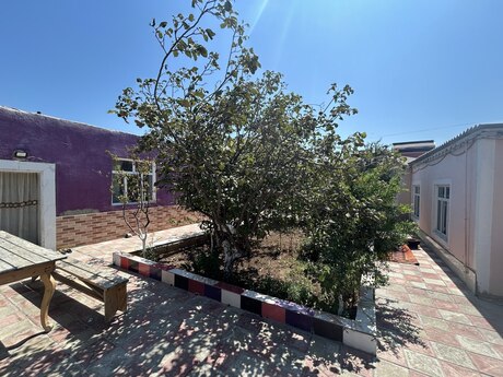 Lökbatanda 8 otaqlı həyət evi satılır, 260 m², 250 000 AZN, şəkil 2 / 12