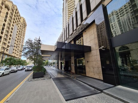 Neftçilərdə 4 otaqlı yeni tikili mənzil kirayə verilir, 200 m², 5 500 AZN/ay, şəkil 2 / 12