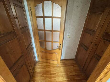 5-ci mikrorayonda 2 otaqlı köhnə tikili mənzil satılır, 55 m², 139 000 AZN, şəkil 3 / 12