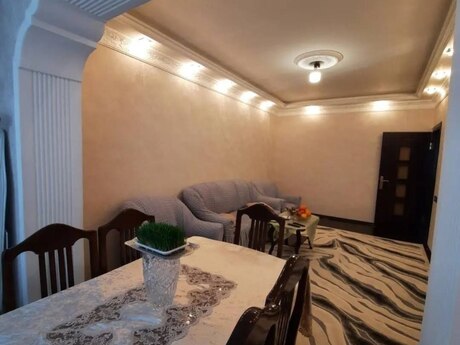 3 otaq · 73 m² · 8/9 mərtəbə, Yeni Günəşli
