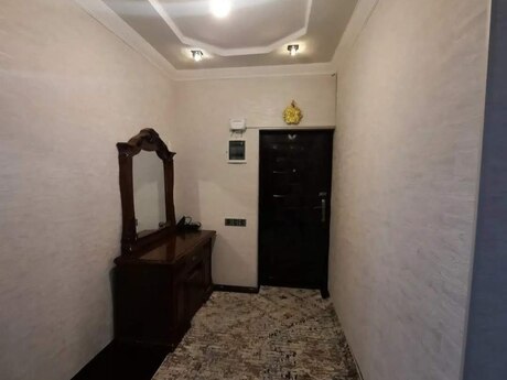 Yeni Günəşlidə 3 otaqlı köhnə tikili mənzil satılır, 73 m², 170 000 AZN, şəkil 4 / 9